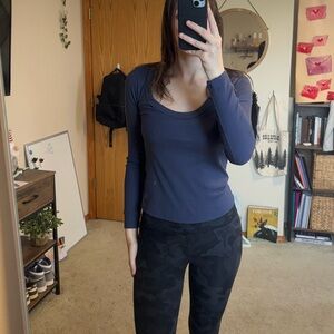 Old navy scoop neck long sleeve